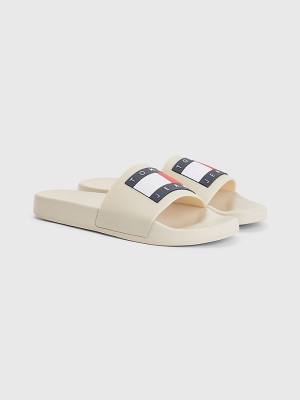 Tommy Hilfiger Badge Slides Sandalet Kadın Bej Rengi | TH236JML