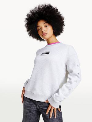 Tommy Hilfiger Metallic Tommy Badge Crew Neck Sweatshirt Kadın Gri | TH528IEG