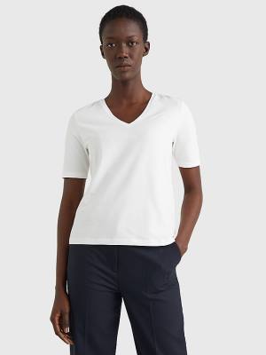 Tommy Hilfiger Relaxed Fit V-Neck Monogram Tişört Kadın Beyaz | TH210IEJ