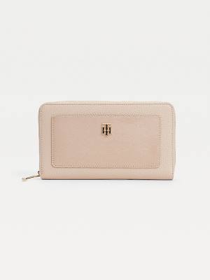 Tommy Hilfiger TH Monogram Plaque Cüzdan Kadın Bej Rengi | TH630UIJ