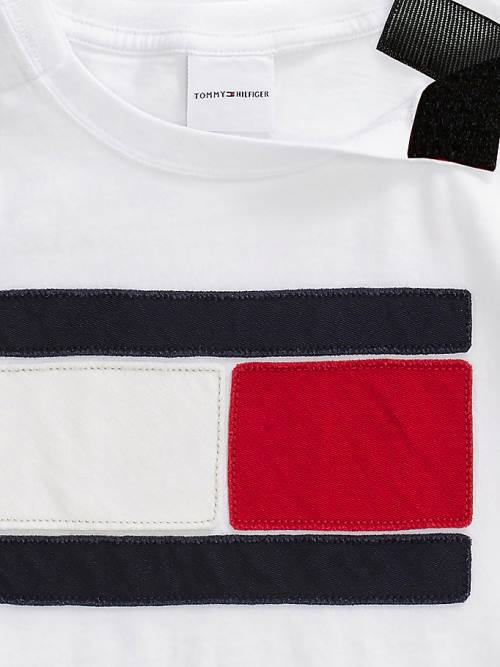 Tommy Hilfiger Adaptive Oversize Flag Logo Tişört Erkek Çocuk Beyaz | TH328QEO