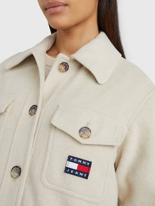 Tommy Hilfiger Badge Pocket Shacket Ceket Kadın Bej Rengi | TH315LDC