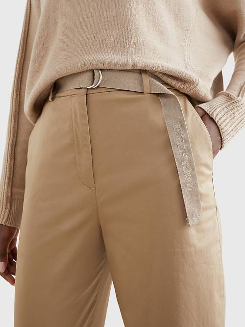 Tommy Hilfiger Belted Belli Tapered Leg Chinos Pantolon Kadın Bej Rengi | TH295RBP