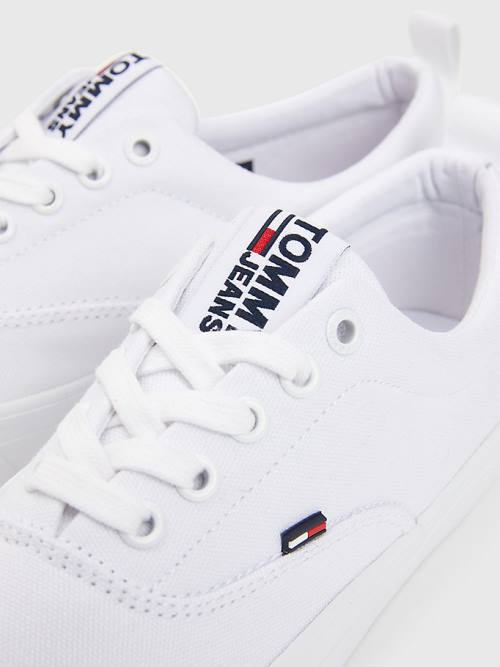 Tommy Hilfiger Classics Low-Top Pamuklu Spor Ayakkabı Kadın Beyaz | TH639ATM