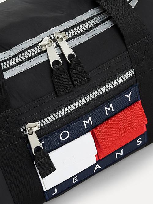 Tommy Hilfiger Colour-Blocked Recycled Nylon Duffle Çanta Erkek Siyah | TH460PIT