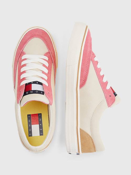 Tommy Hilfiger Colour-Blocked Süet Low Top Spor Ayakkabı Kadın Bej Rengi | TH865STZ