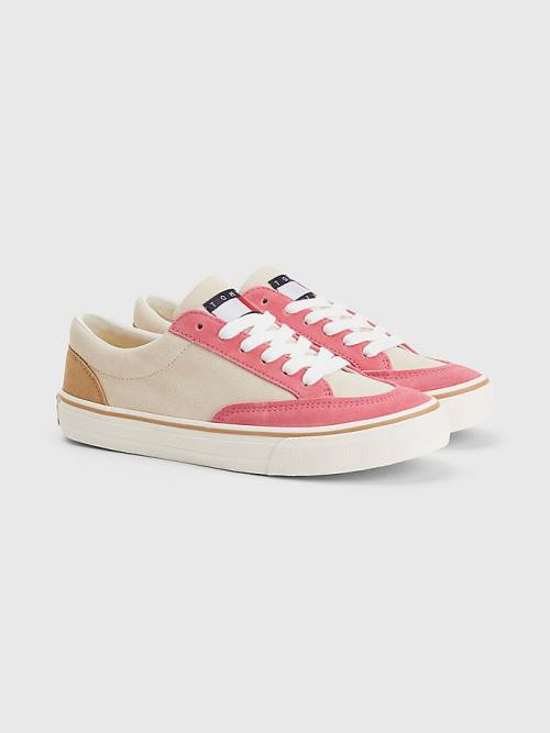 Tommy Hilfiger Colour-Blocked Süet Low Top Spor Ayakkabı Kadın Bej Rengi | TH865STZ