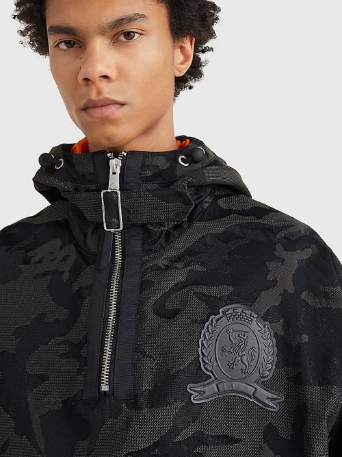 Tommy Hilfiger Crest Camo Print Pull-On Kukuletalı Kaban Erkek Siyah | TH596EHA