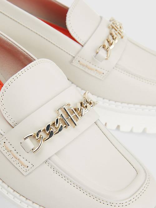 Tommy Hilfiger Deri Chain Tıknaz Loafer Ayakkabı Kadın Bej Rengi | TH457PDZ