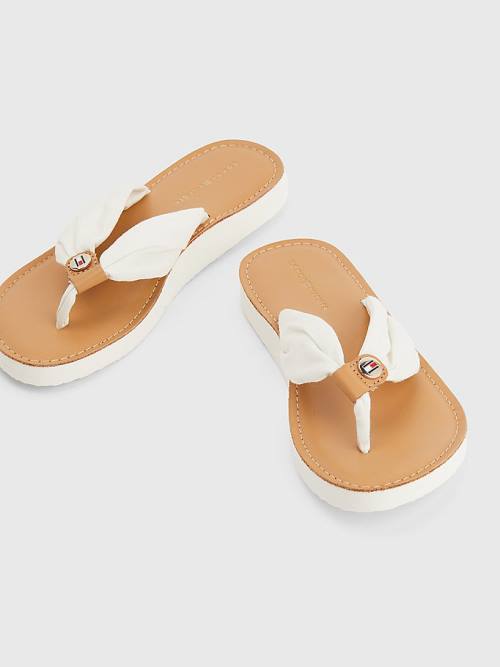 Tommy Hilfiger Essential Deri Footbed Flip-Flops Sandalet Kadın Beyaz | TH213KVB