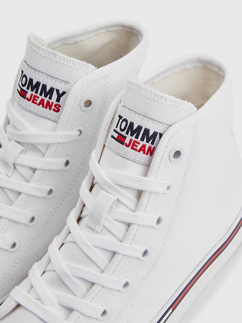 Tommy Hilfiger Essential High-Top Kanvas Spor Ayakkabı Kadın Beyaz | TH513TNE