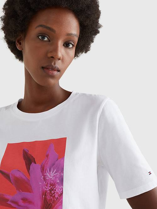 Tommy Hilfiger Floral Print Organic Pamuklu Tişört Kadın Beyaz | TH906CJH