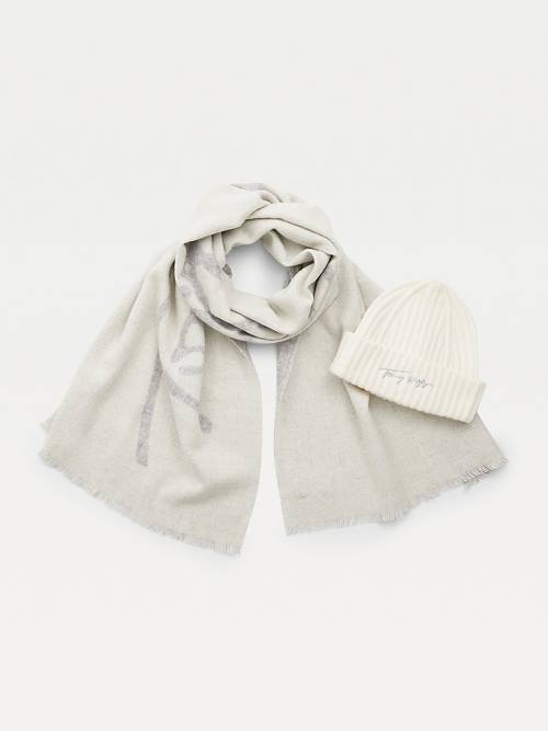 Tommy Hilfiger Fresh Scarf And Beanie Gift Set Şapka Kadın Gri | TH971HLW