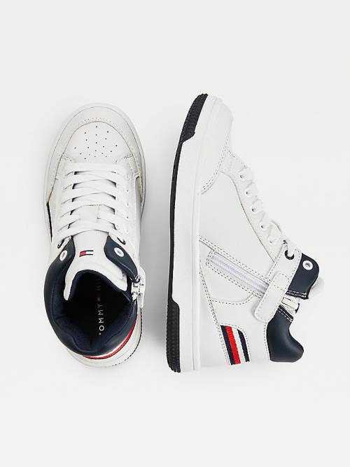 Tommy Hilfiger High-Top Dantel-Up Spor Ayakkabı Erkek Çocuk Beyaz | TH361YPI