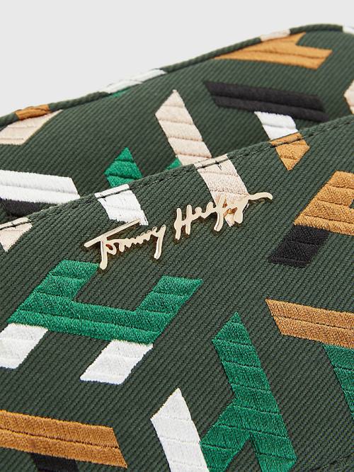 Tommy Hilfiger Iconic Monogram Embroidery Camera Çanta Kadın Yeşil | TH140BND