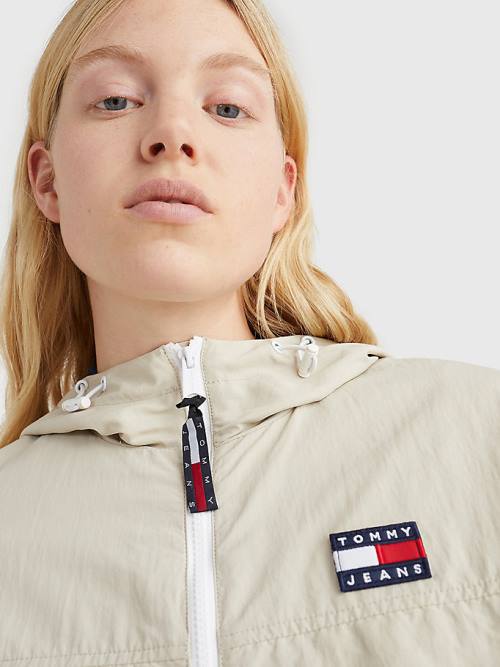 Tommy Hilfiger Kukuletalı Chicago Windbreaker Ceket Kadın Bej Rengi | TH091MGQ