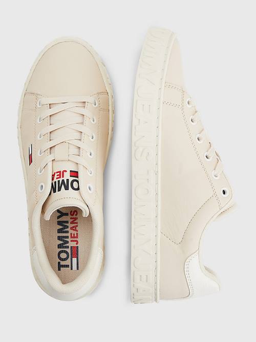 Tommy Hilfiger Logo Deri Cupsole Spor Ayakkabı Kadın Bej Rengi | TH064NQP