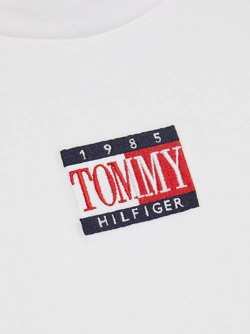 Tommy Hilfiger Long Sleeve Organic Pamuklu Logo Tişört Erkek Çocuk Beyaz | TH731IZH