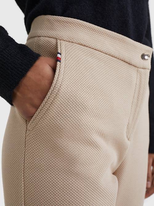 Tommy Hilfiger Michelle Textured Tapered Pantolon Kadın Bej Rengi | TH176JHF