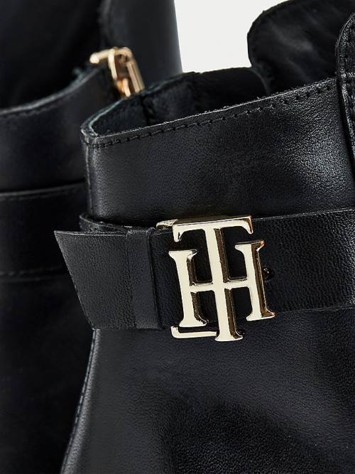 Tommy Hilfiger Monogram Plaque Deri Ankle Bot Kadın Siyah | TH371UPD