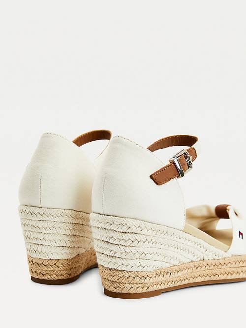 Tommy Hilfiger Open Burunlu Mid Cut Cut Cut Wedge Espadril Sandalet Kadın Beyaz | TH403FZM