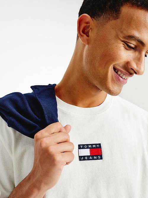 Tommy Hilfiger Organic Pamuklu Badge Tişört Erkek Beyaz | TH301QTL