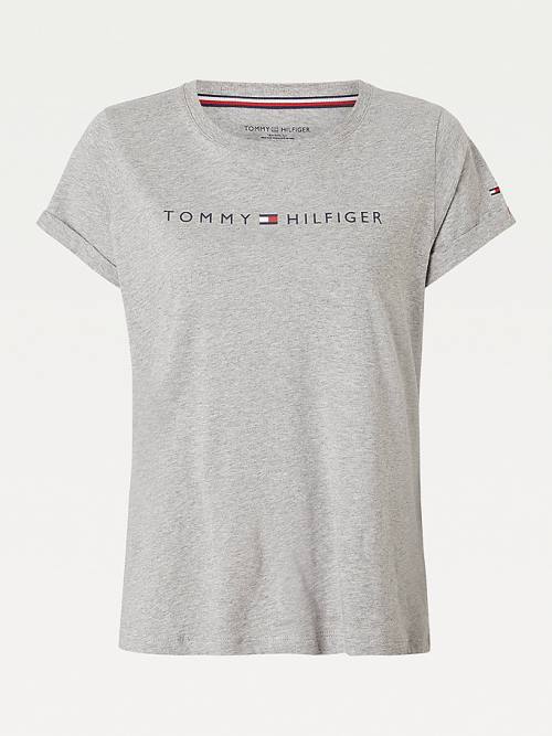 Tommy Hilfiger Original Logo Turn-Back Cuff Tişört Kadın Gri | TH712EWD