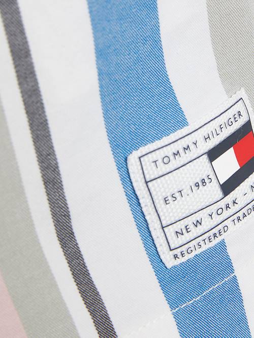 Tommy Hilfiger Retro Stripe Pull-On Shorts Pantolon Erkek Çocuk Beyaz | TH327NEC