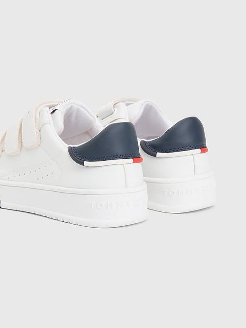 Tommy Hilfiger Signature Midsole Low-Top Spor Ayakkabı Erkek Çocuk Beyaz | TH389CAJ