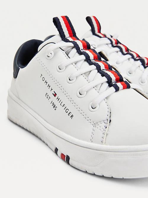 Tommy Hilfiger Stripe Webbing Low-Top Spor Ayakkabı Erkek Çocuk Beyaz | TH975WSK