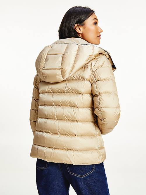 Tommy Hilfiger TH Protect High-Shine Down Puffer Ceket Kadın Bej Rengi | TH132LRY