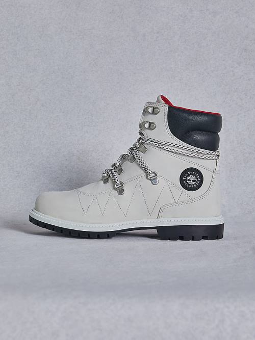 Tommy Hilfiger TOMMYXTIMBERLAND Su Geçirmez Cleated Yürüyüş Bot Kadın Beyaz | TH367PLO