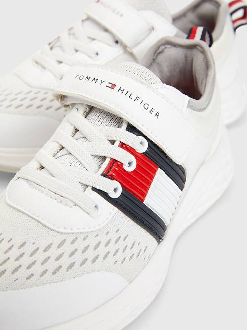 Tommy Hilfiger Textured Flag Mesh Panel Spor Ayakkabı Erkek Çocuk Beyaz | TH506ETB