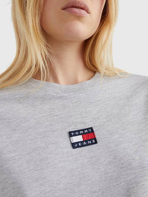 Tommy Hilfiger Tommy Badge Crew Neck Tişört Kadın Gri | TH897GLB