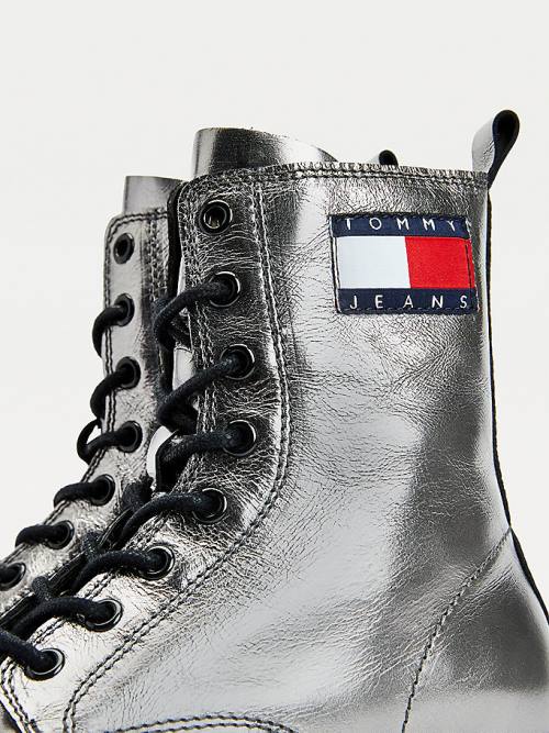 Tommy Hilfiger Tommy Badge Metallic Deri Krampon Bot Kadın Gri | TH468QOL