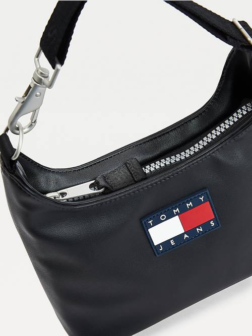 Tommy Hilfiger Tommy Badge Shoulder Çanta Kadın Siyah | TH765XER