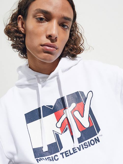 Tommy Hilfiger Tommy Jeans X MTV Kapüşonlu Sweatshirt Erkek Beyaz | TH908NRH