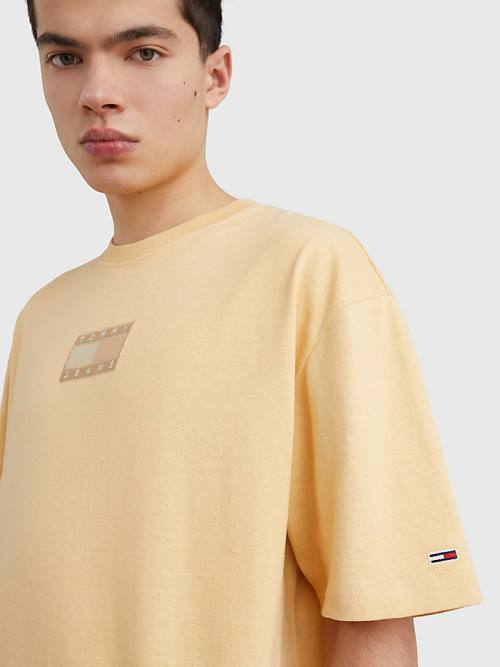 Tommy Hilfiger Tonal Logo Back Graphic Tişört Erkek Sarı | TH845QUS